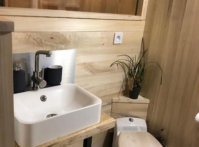 Domaine Du Mas De Tourel Avec Piscine Et Privatif Dans Le Lot Chata *